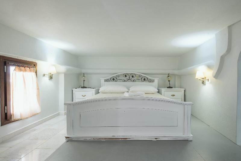 Thymianos Apartments Engares Ngoại thất bức ảnh